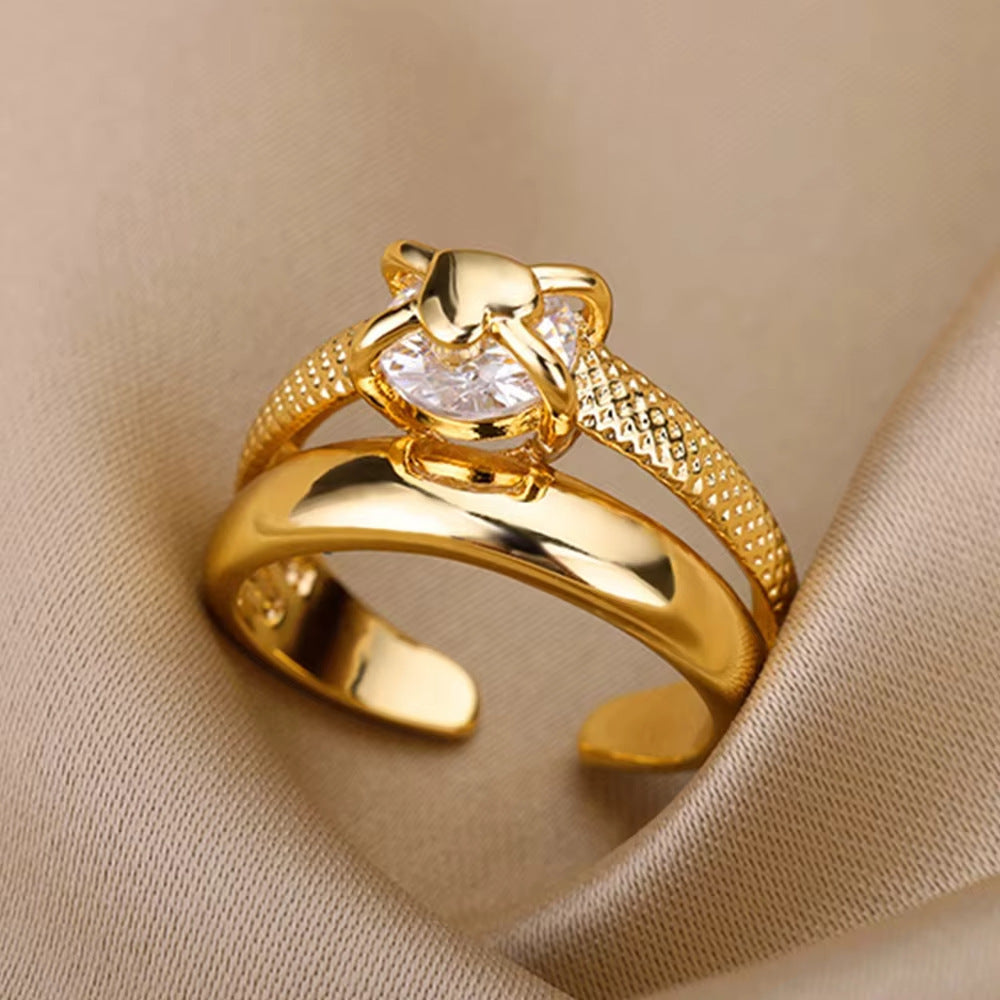 Anillo Abierto de Circón Chapado en Oro