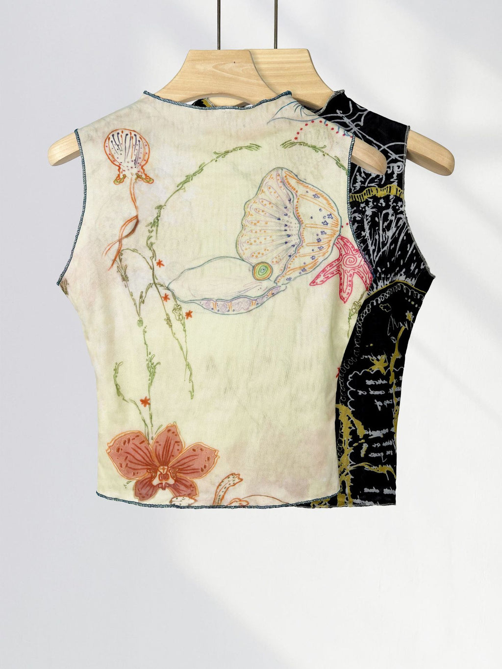 Camiseta de Malla con Estampado y Cuello Alto para Mujer